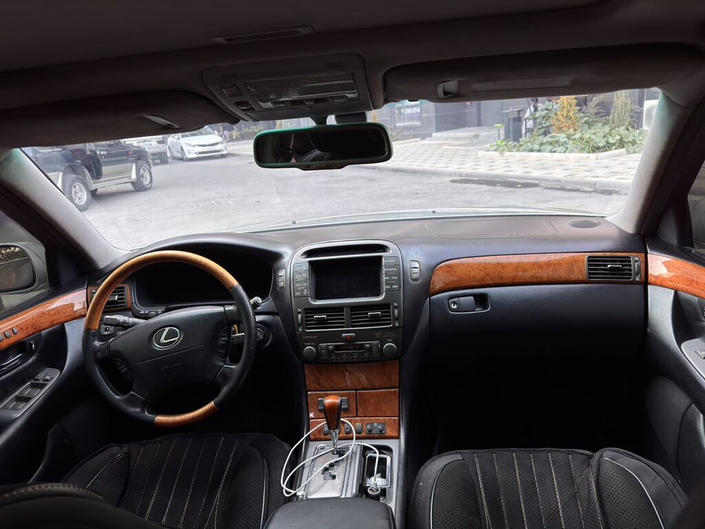 Lexus LS: 2002 г., 4.3 л, Автомат, Бензин, Седан: фото 8