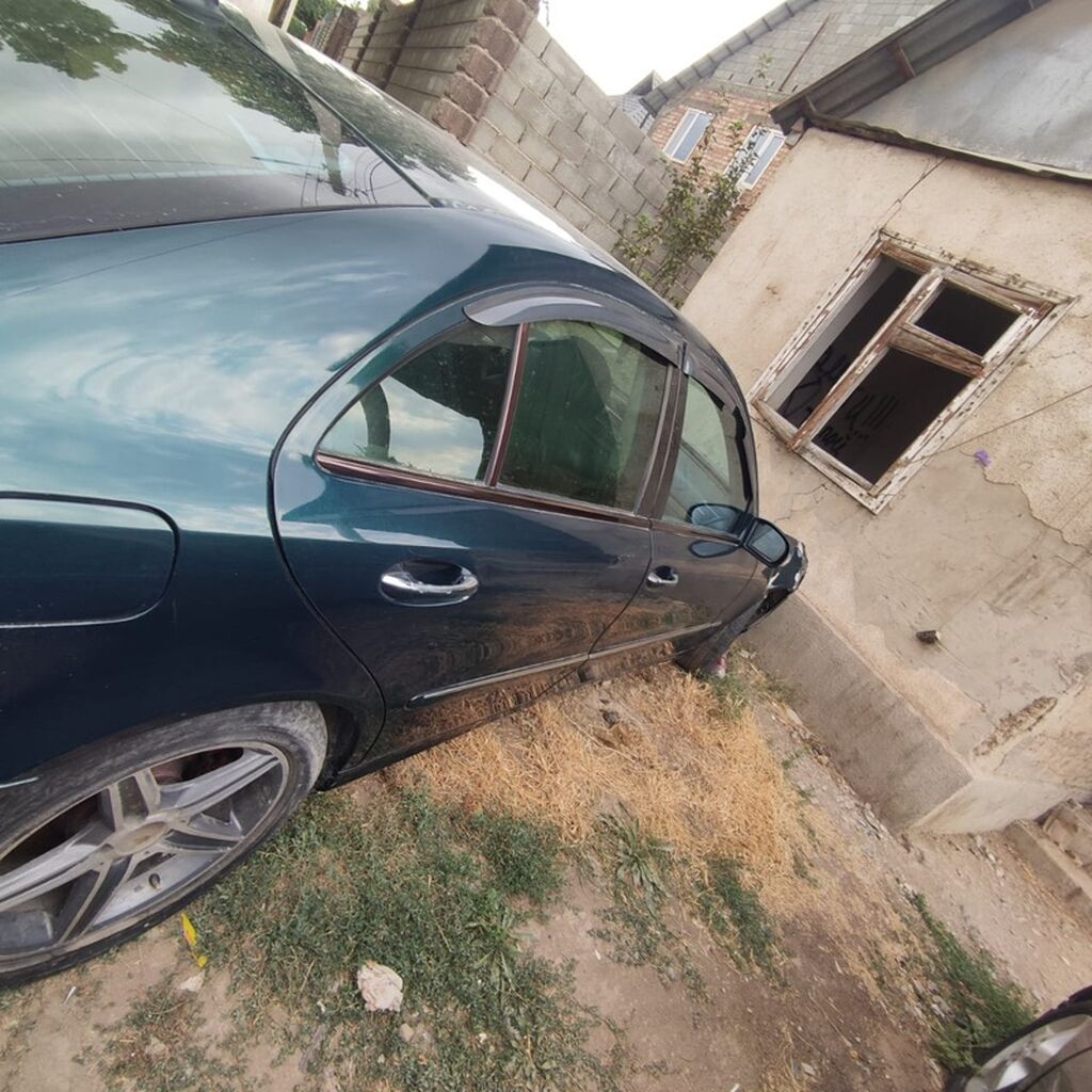 Mercedes-Benz E-Class: 2004 г., 3.2 л, Бензин, Седан: фото 5