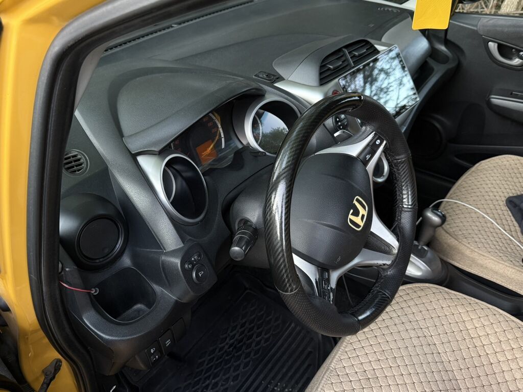 Honda Jazz: 2009 г., Автомат, Бензин, Хэтчбэк: фото 5