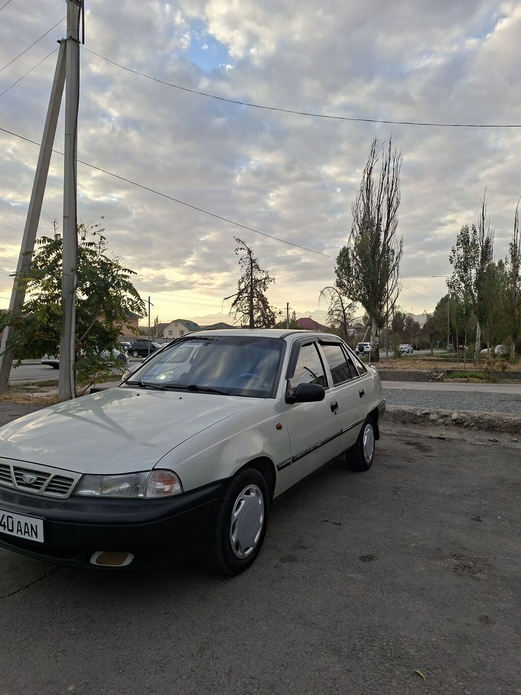 Daewoo Nexia: 2005 г., 1.5 л, Механика, Бензин, Седан: фото 1