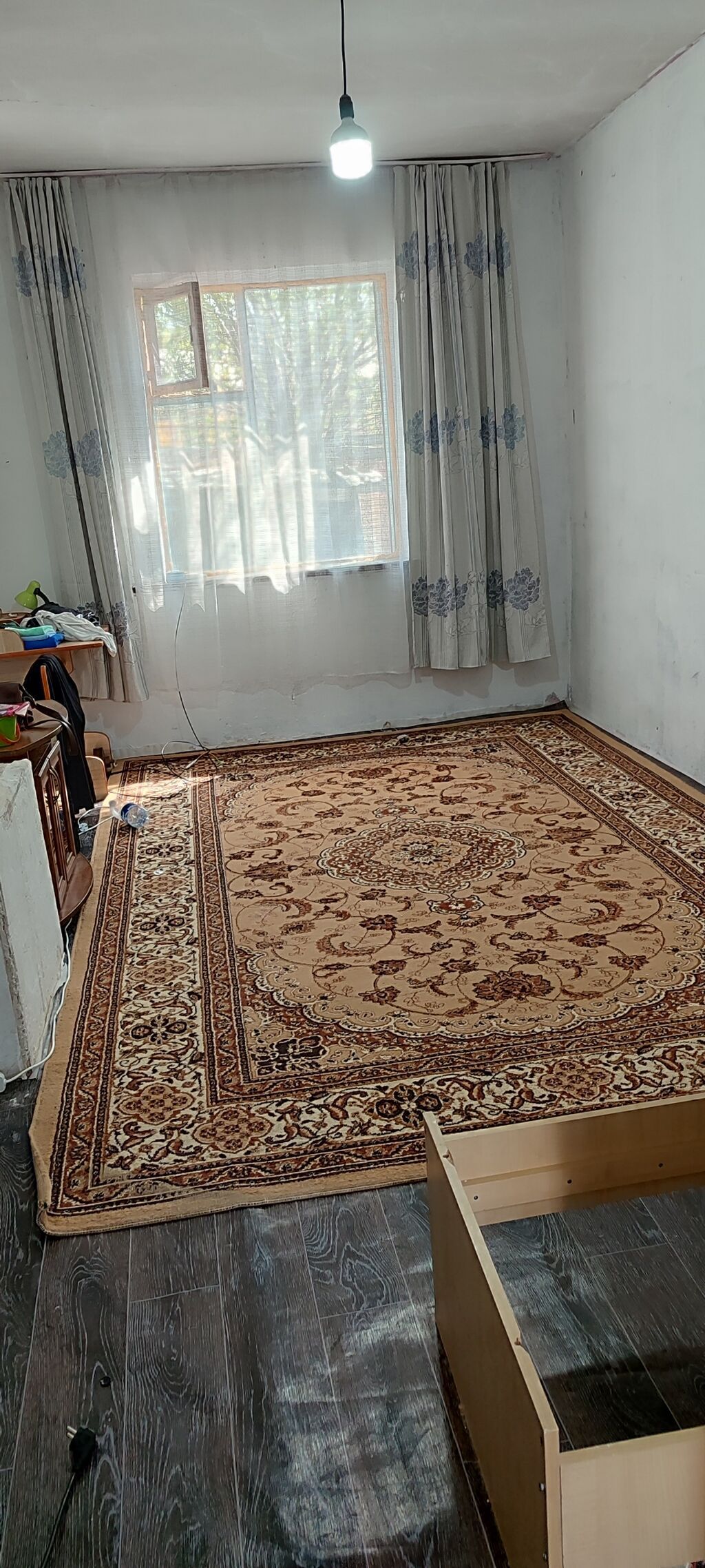 Сдаётся две комнаты в районе арча бешике, кухня, зал и одна спальня: фото 1