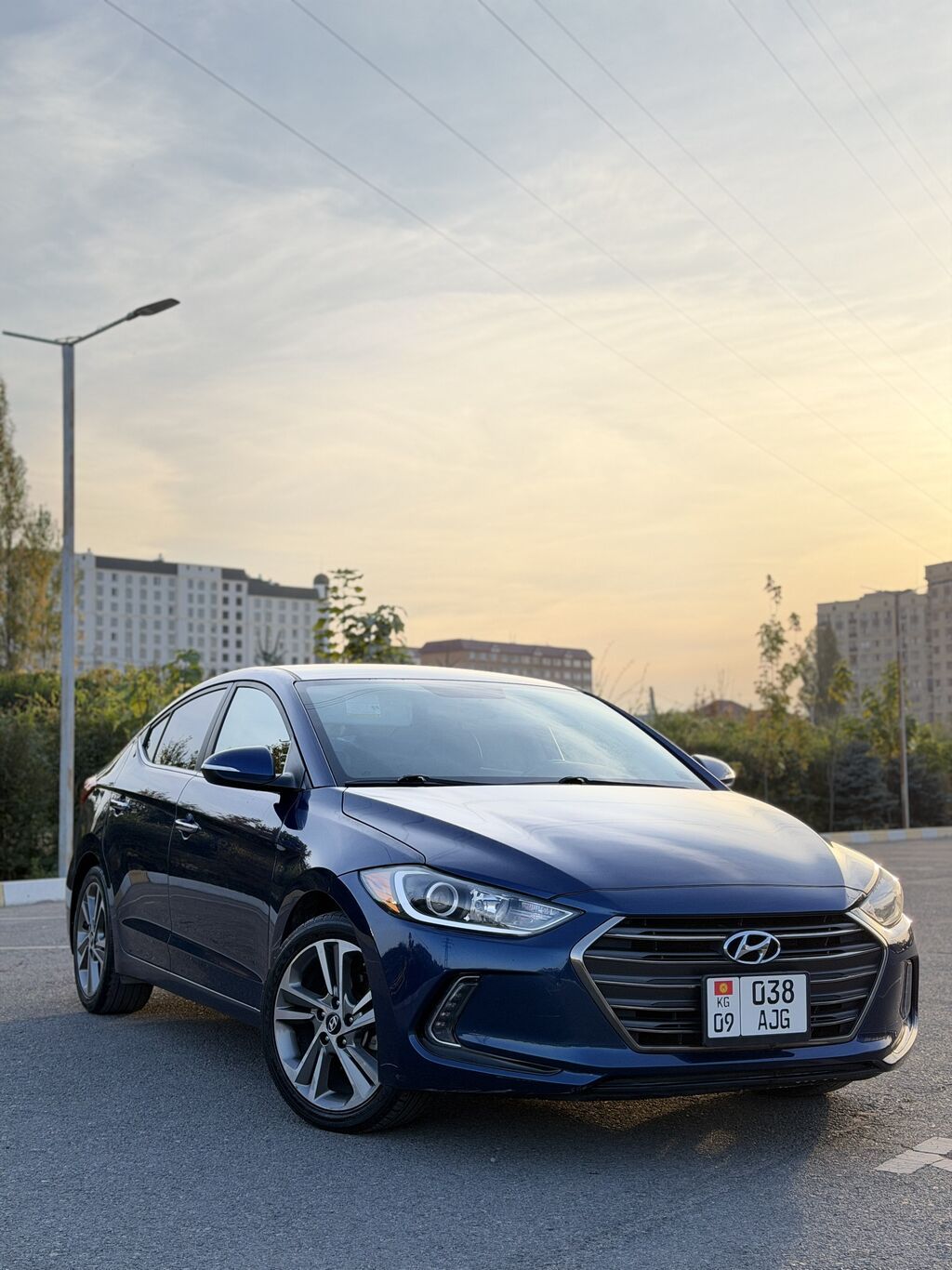 Hyundai Elantra: 2016 г., 2 л, Автомат, Бензин, Седан: фото 2