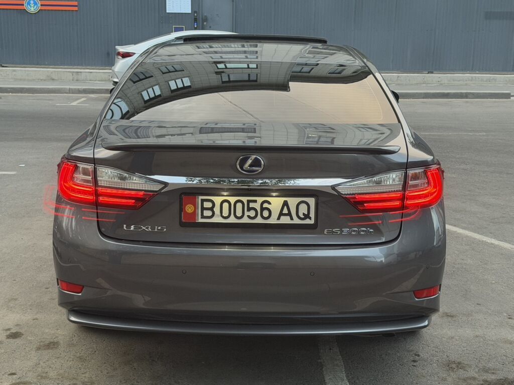 Lexus ES: 2016 г., 2.5 л, Вариатор, Гибрид, Седан: фото 6