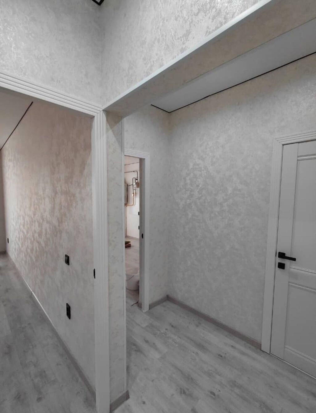 1 комната, 53 м², ул. Горького / Алматинка 7 этаж, Свежий ремонт: фото 2