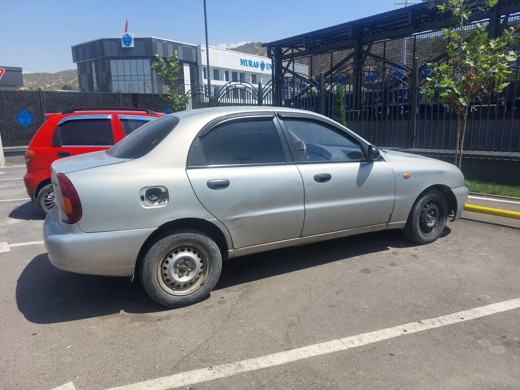 Chevrolet Lanos: 2006 г., 1.5 л, Механика, Бензин, Седан: фото 2