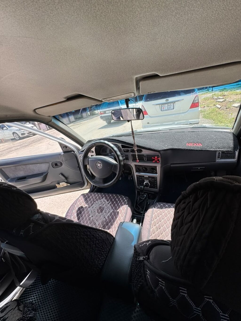 Daewoo Nexia: 2011 г., 1.6 л, Механика, Бензин, Седан: фото 5