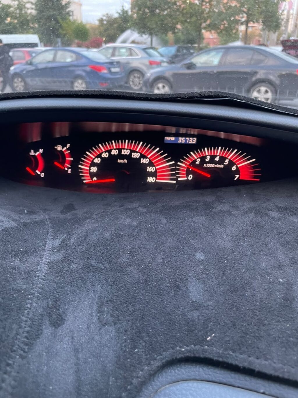 Toyota Estima: 2002 г., 3 л, Автомат, Газ, Минивэн: фото 4