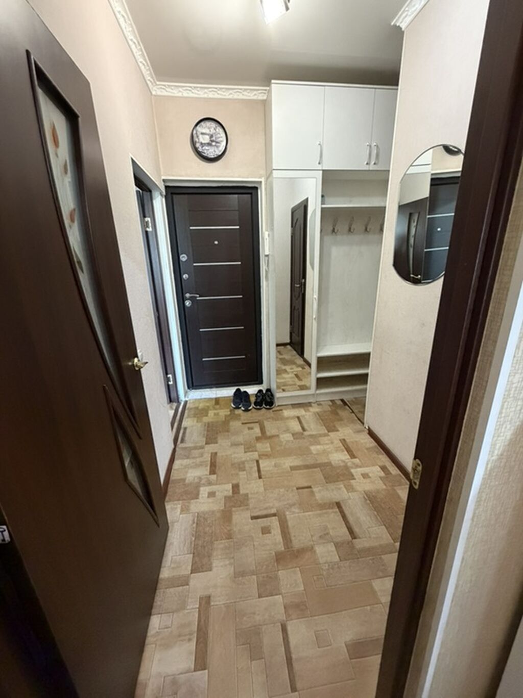 СРОЧНО СДАЁТСЯ 1-КОМНАТНАЯ КВАРТИРА В ЦЕНТРЕ БИШКЕКА Район: фото 2
