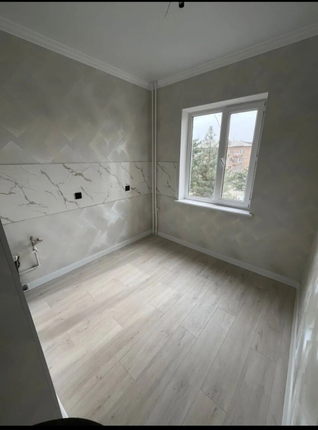 3 комнаты, 62 м², 105 серия, 4 этаж, Свежий ремонт: фото 3