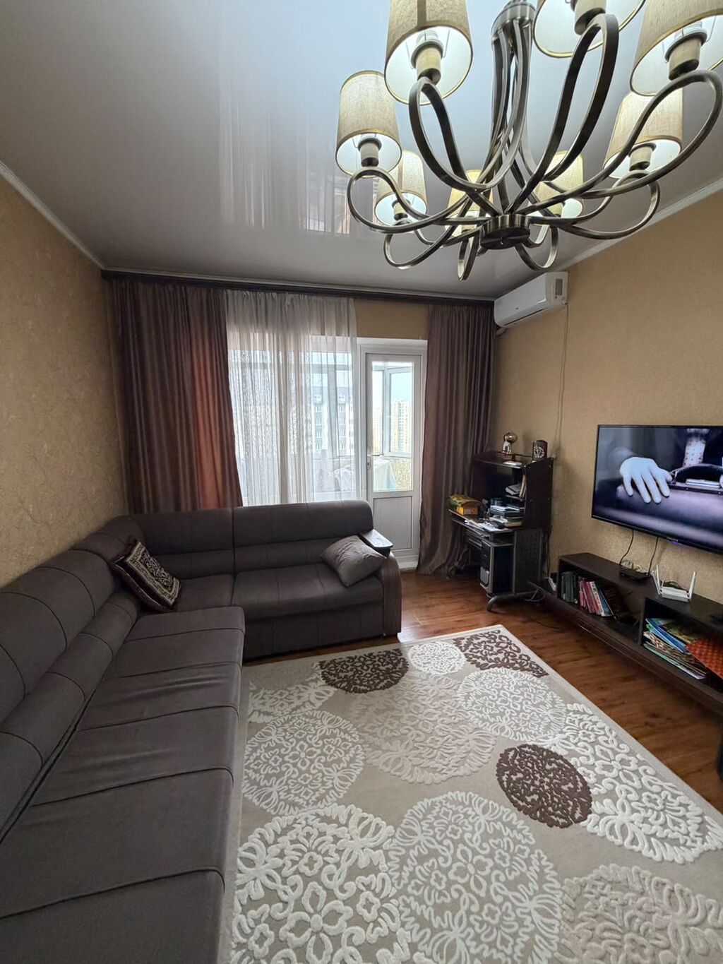 3 комнаты, 70 м², Нижний Джал (Джал-23) 106 серия, 9 этаж, Косметический ремонт: фото 1