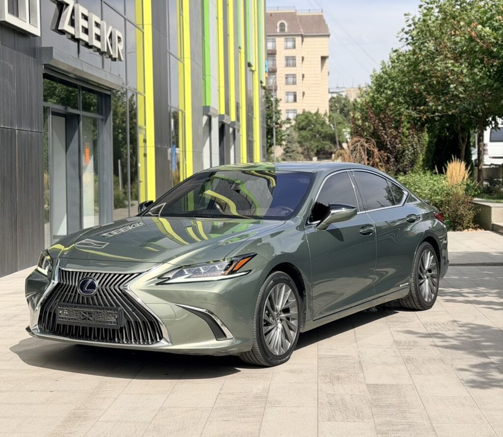 Lexus ES: 2019 г., 2.5 л, Автомат, Гибрид, Седан: фото 3