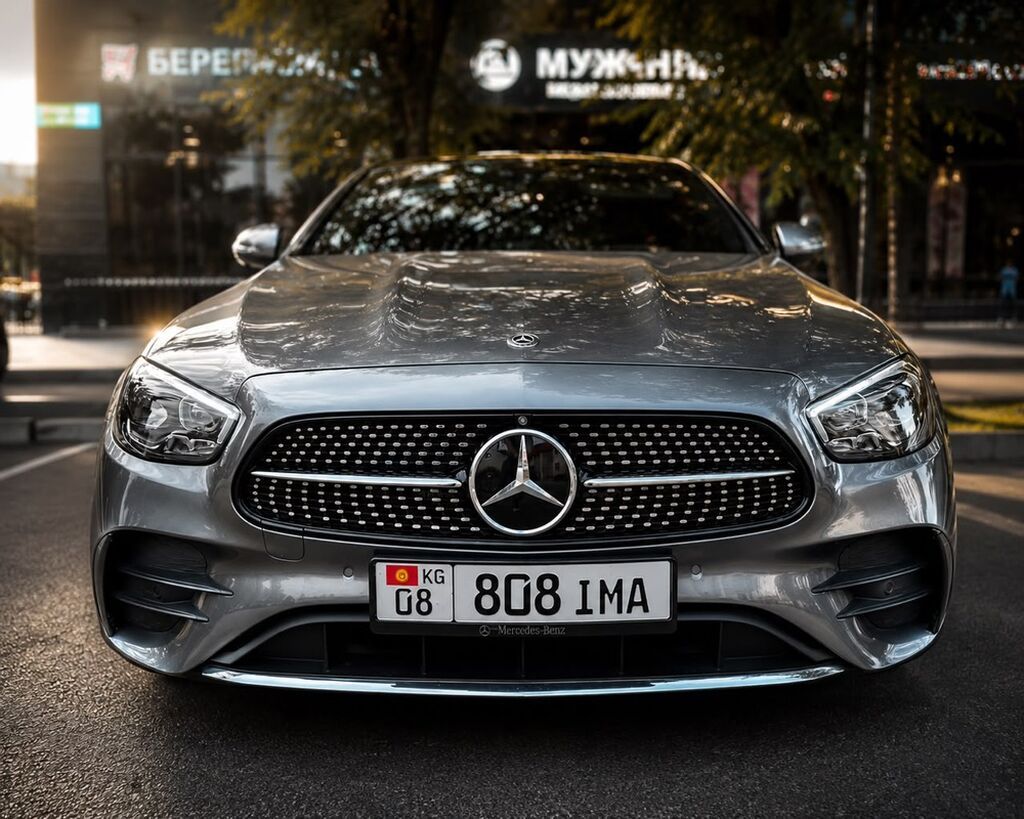 Mercedes-Benz E-Class: 2021 г., 3.5 л, Автомат, Бензин, Седан: фото 2