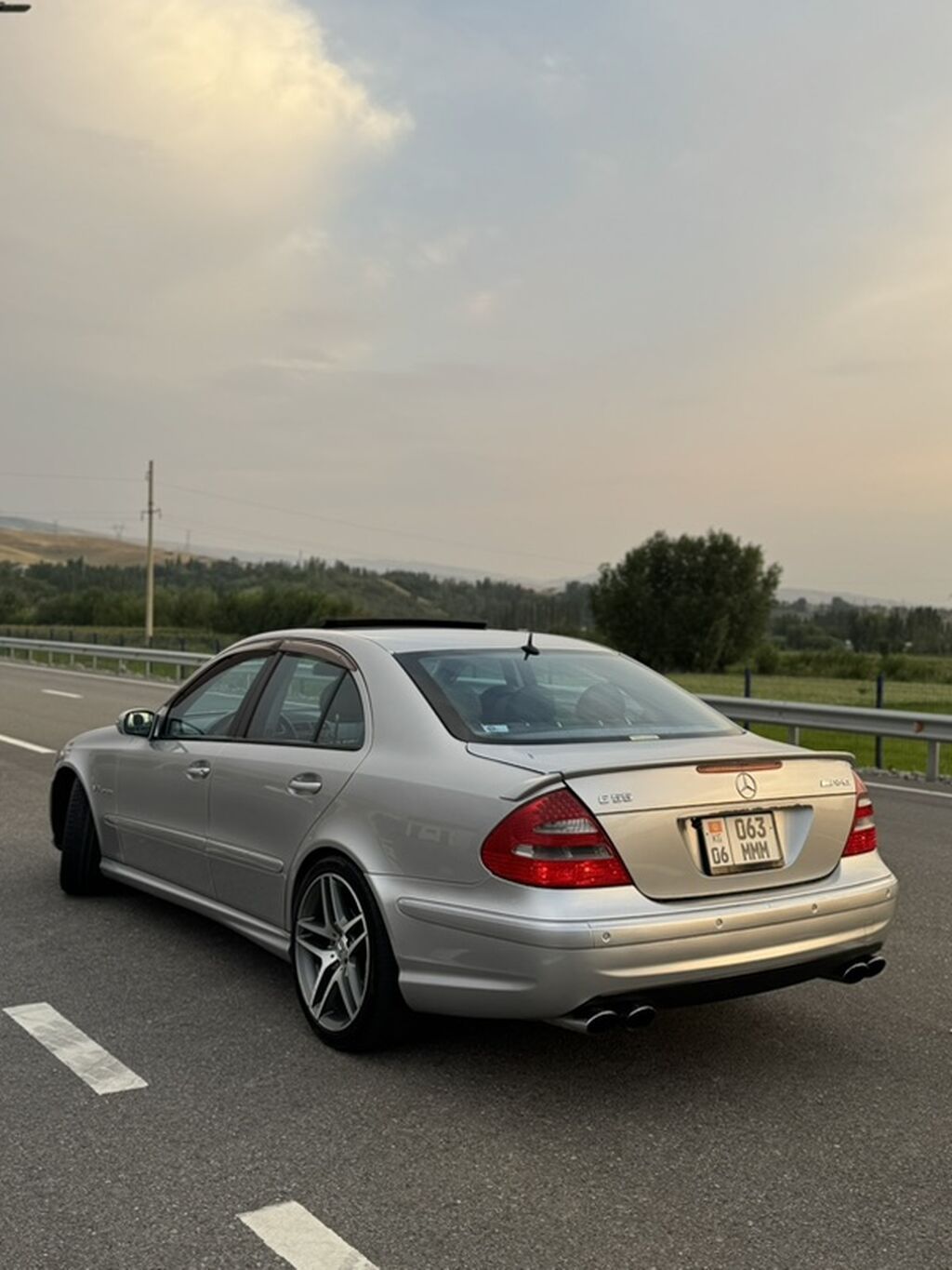 Mercedes-Benz E-класс AMG: 2005 г., 5.5 л, Автомат, Бензин, Седан: фото 1
