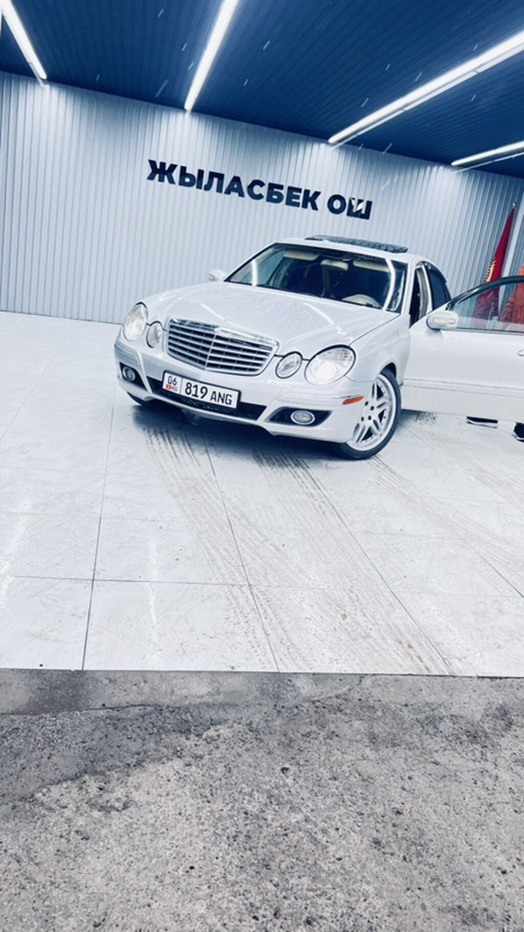Mercedes-Benz E-Class: 2002 г., 5 л, Автомат, Бензин, Седан: фото 5