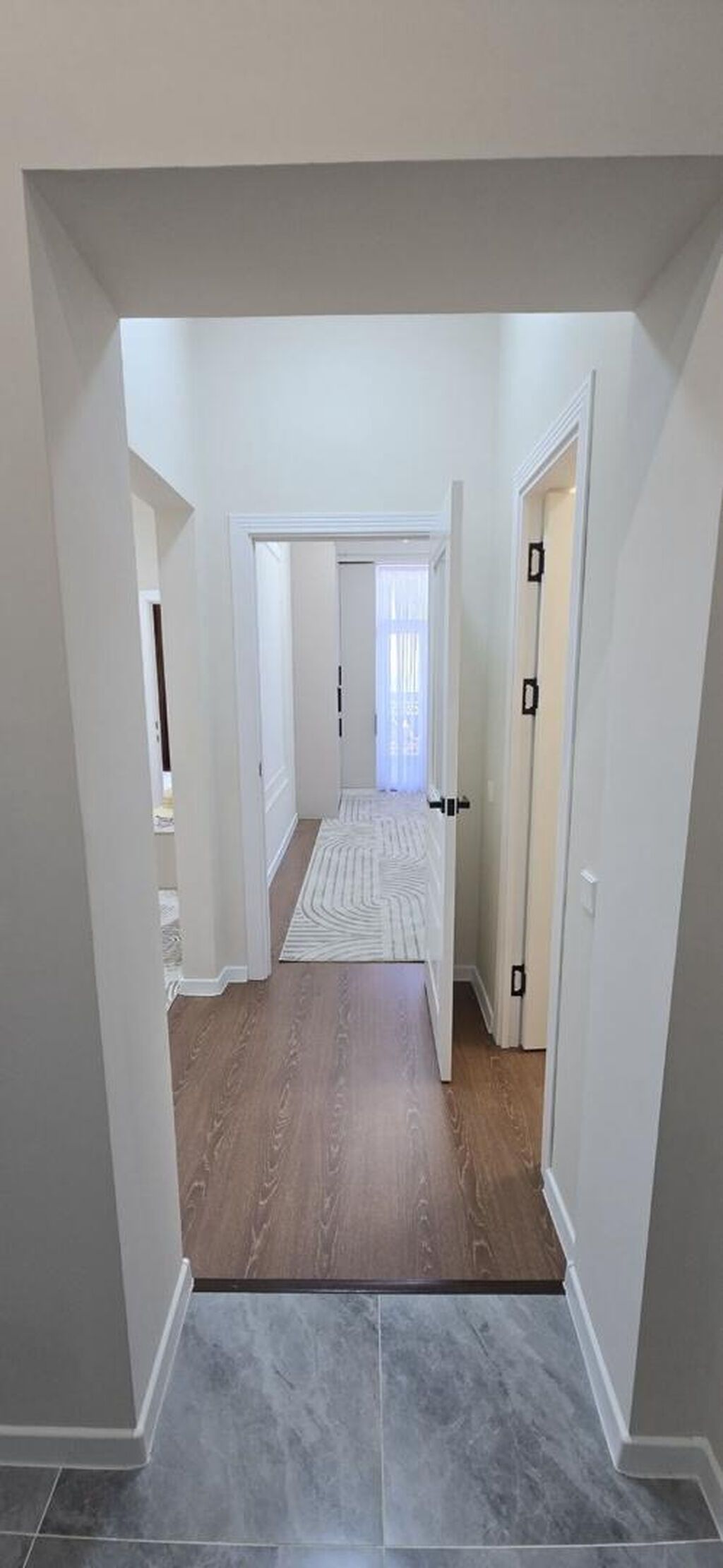 2 комнаты, 54 м², 108 серия, 12 этаж, Евроремонт — фото 2