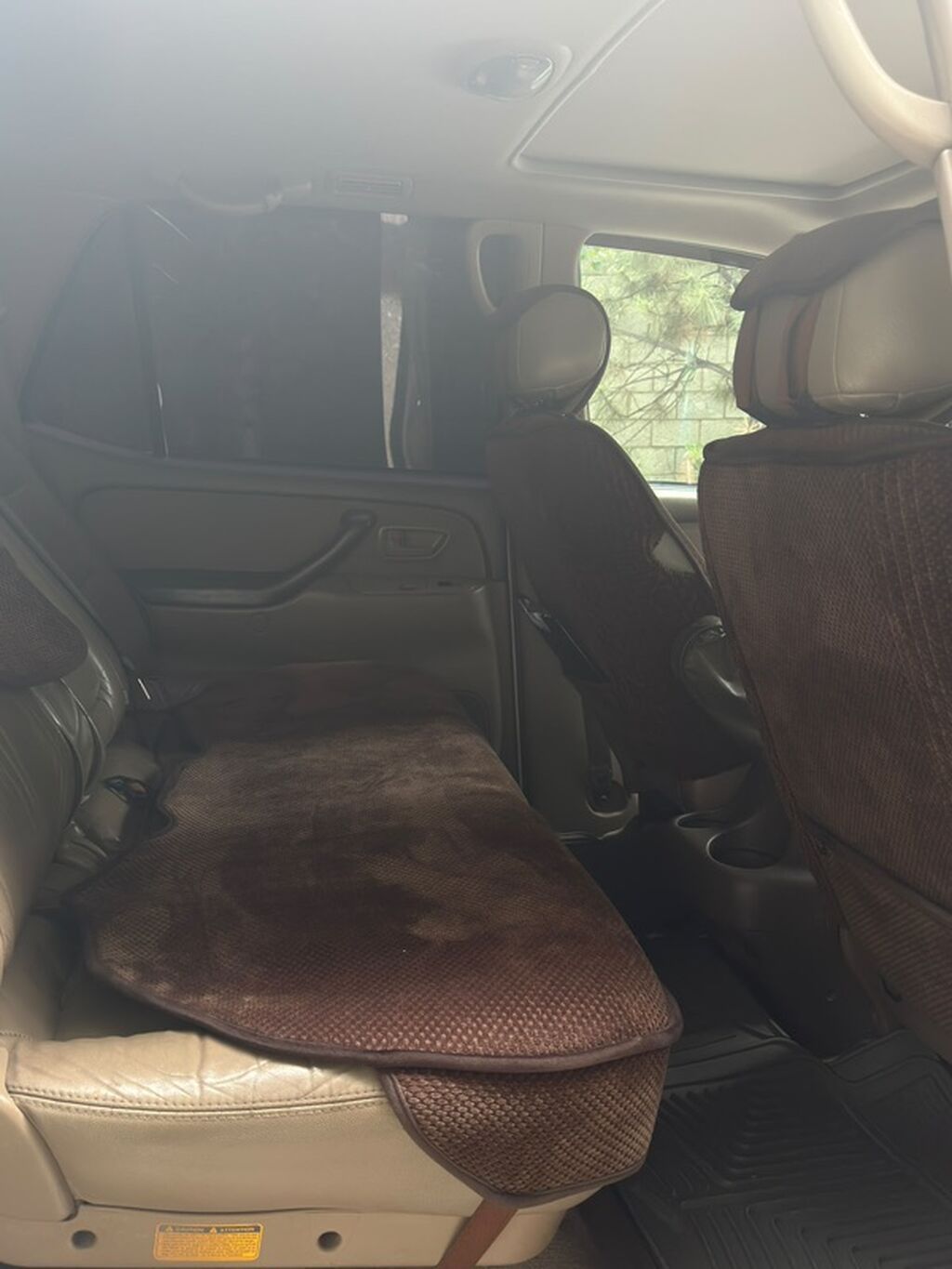 Toyota Sequoia: 2004 г., Автомат, Бензин, Внедорожник: фото 7