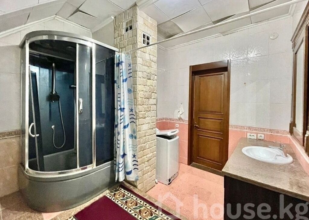 270 м², 6 комнат, Гоин, Без животных: фото 2