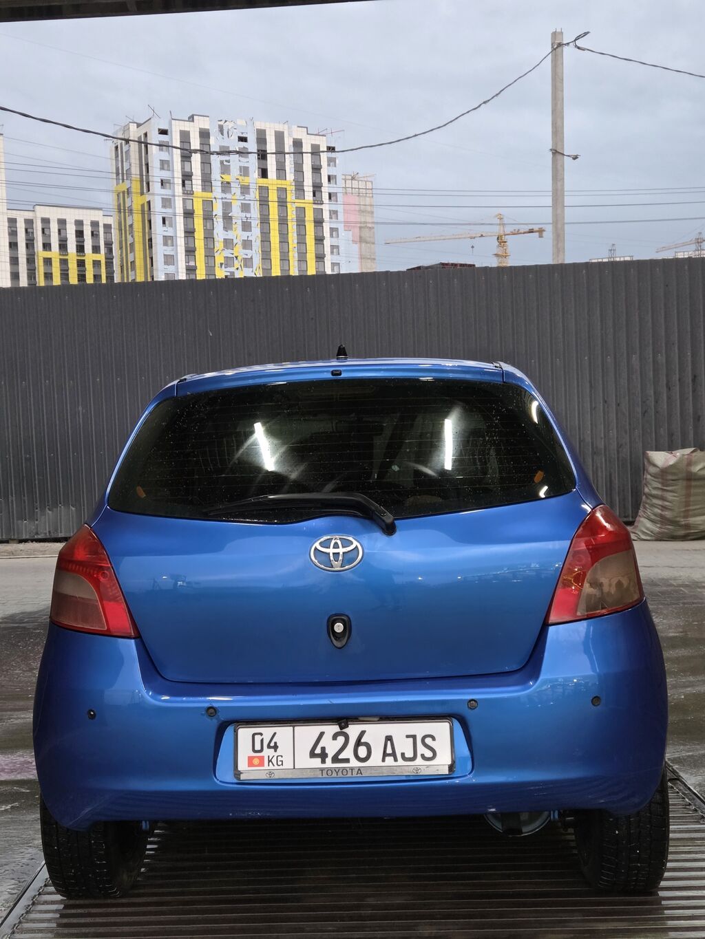 Toyota Vitz: 2006 г., 1.3 л, Робот, Бензин, Хэтчбэк: фото 5