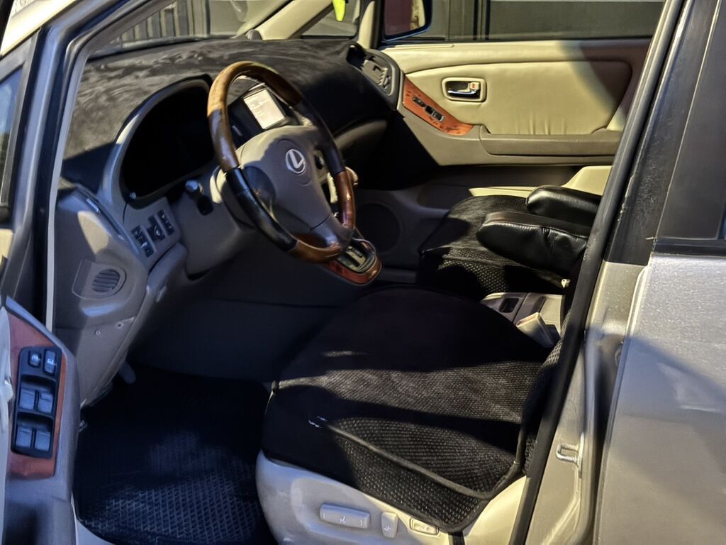 Lexus RX: 2001 г., 3 л, Автомат, Газ, Кроссовер: фото 7