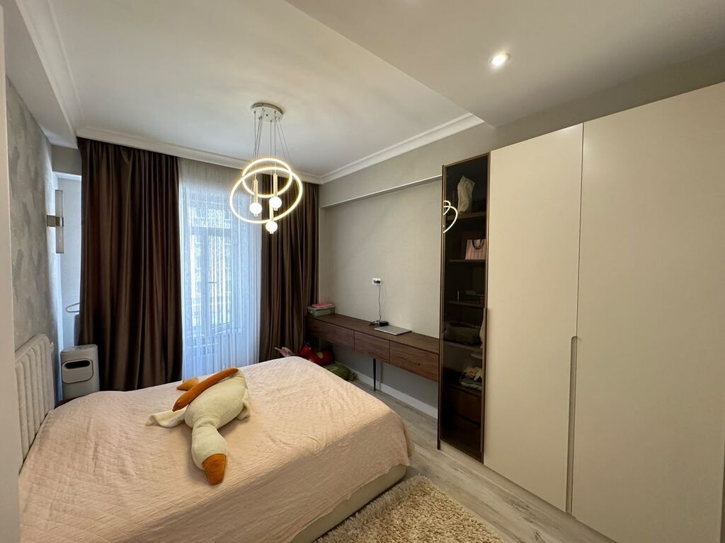 3 комнаты, 93 м², Асанбай мкр Элитка, 3 этаж, Дизайнерский ремонт: фото 3