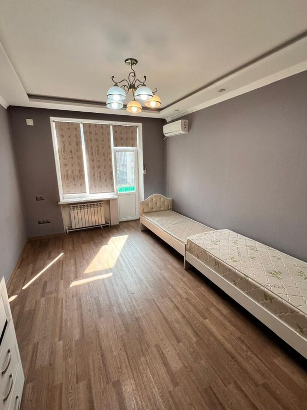3 комнаты, 70 м², Золотой квадрат Индивидуалка, 5 этаж, Евроремонт: фото 1