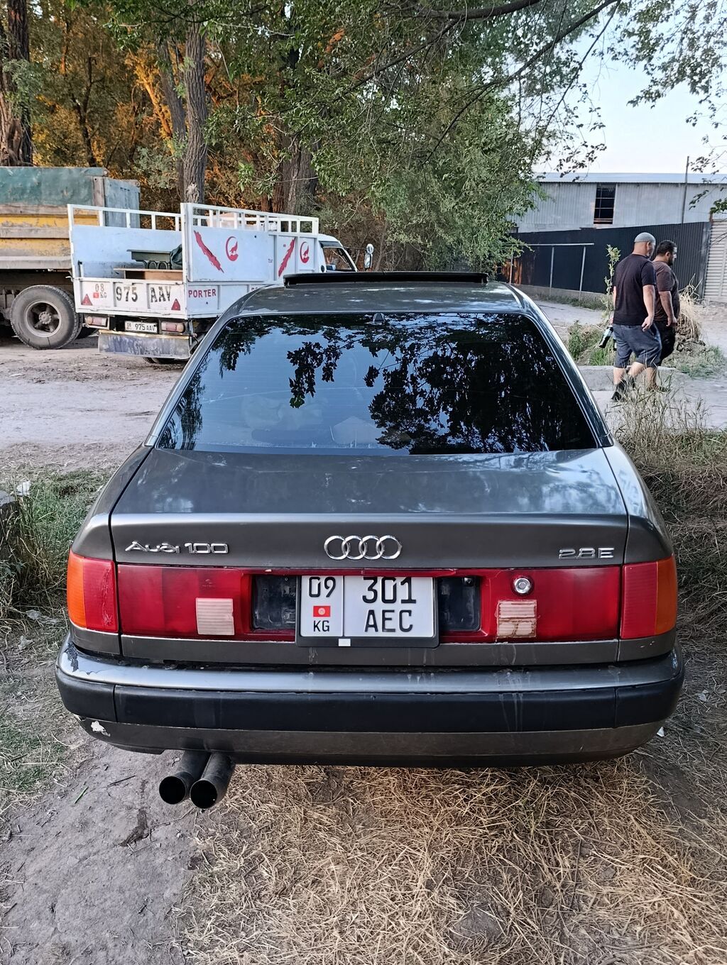 Audi 100: 1993 г., 2.8 л, Механика, Бензин, Седан: фото 7