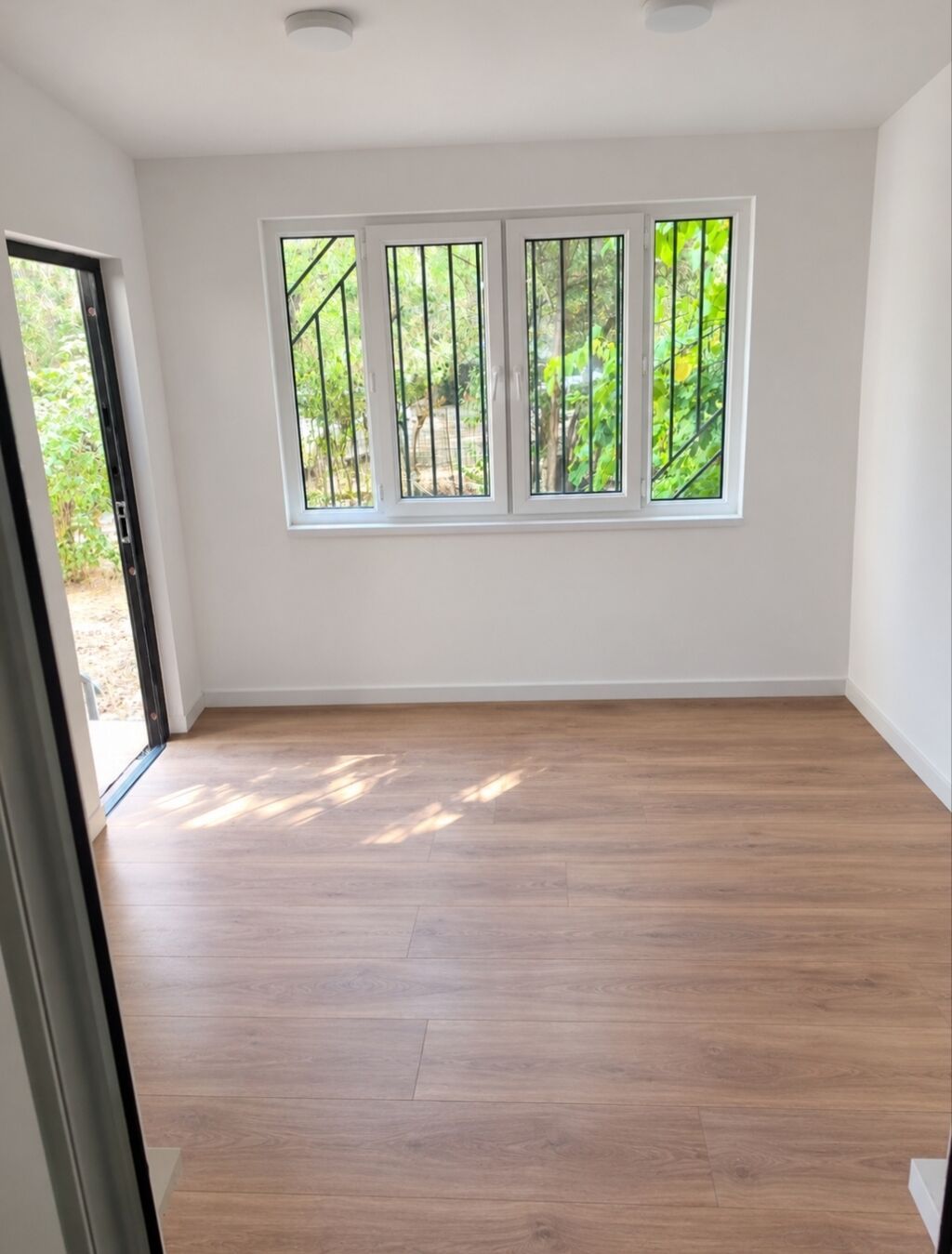 2 комнаты, 55 м², 6 мкр 104 серия, 1 этаж, Дизайнерский ремонт: фото 4
