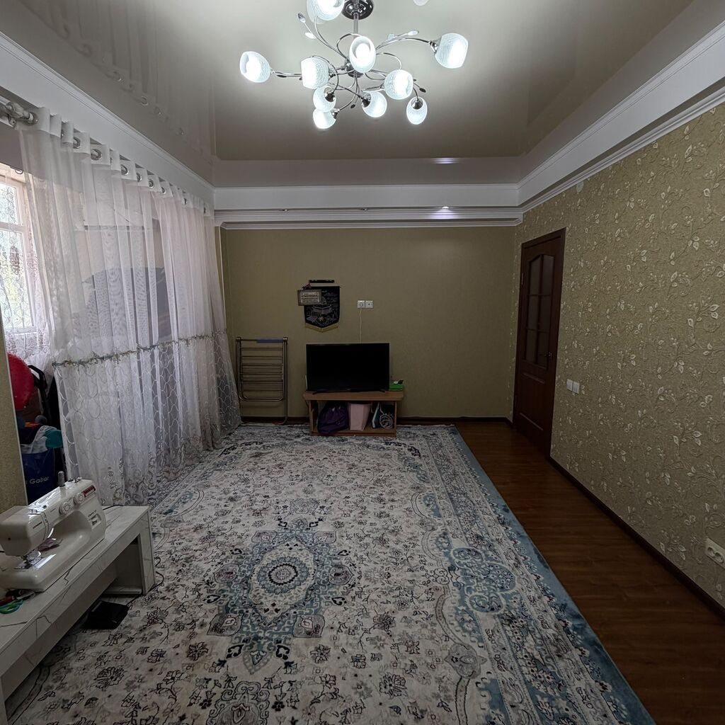 2 комнаты, 63 м², 12 мкр Индивидуалка, 3 этаж, Косметический ремонт: фото 2