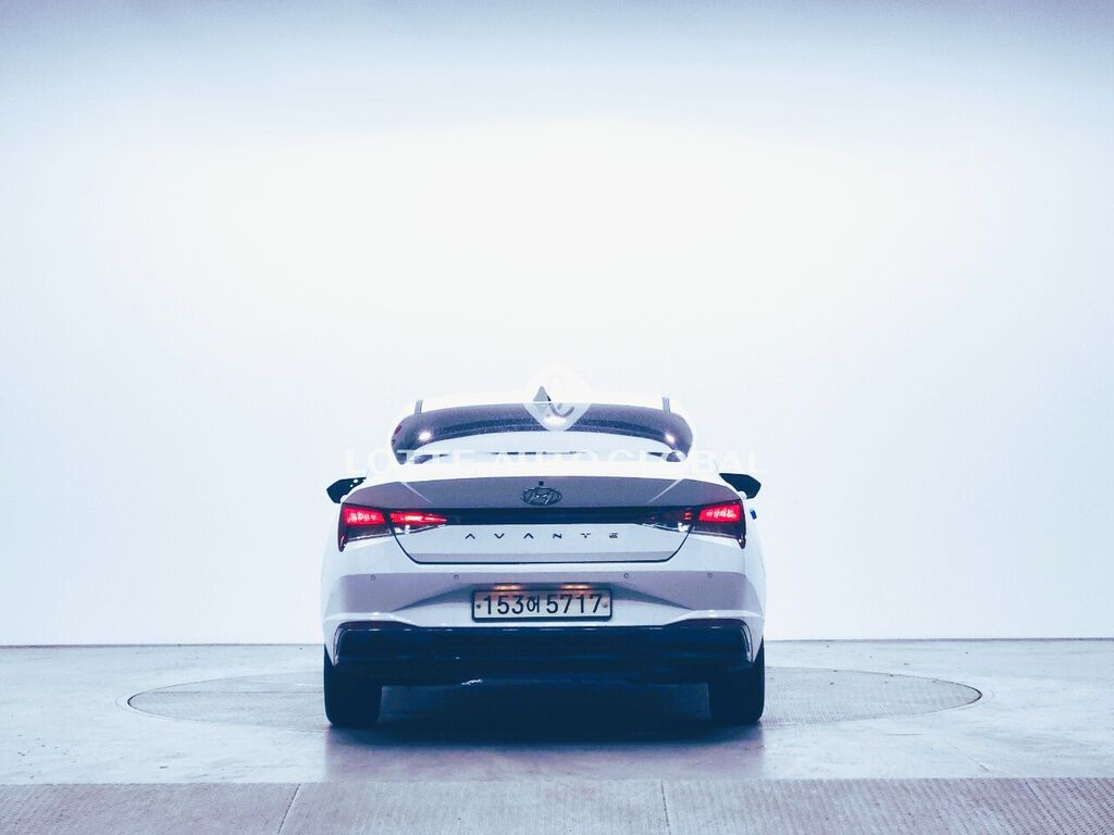 Hyundai Avante: 2020 г., 1.6 л, Робот, Гибрид, Седан: фото 5
