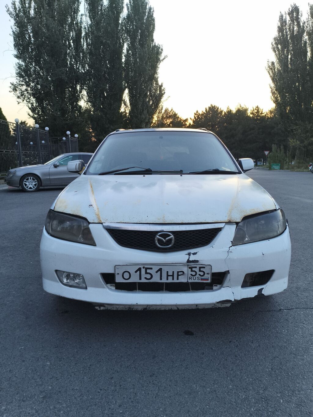 Mazda Familia 2001 г., 1.6 л, автомат, универсал: фото 3
