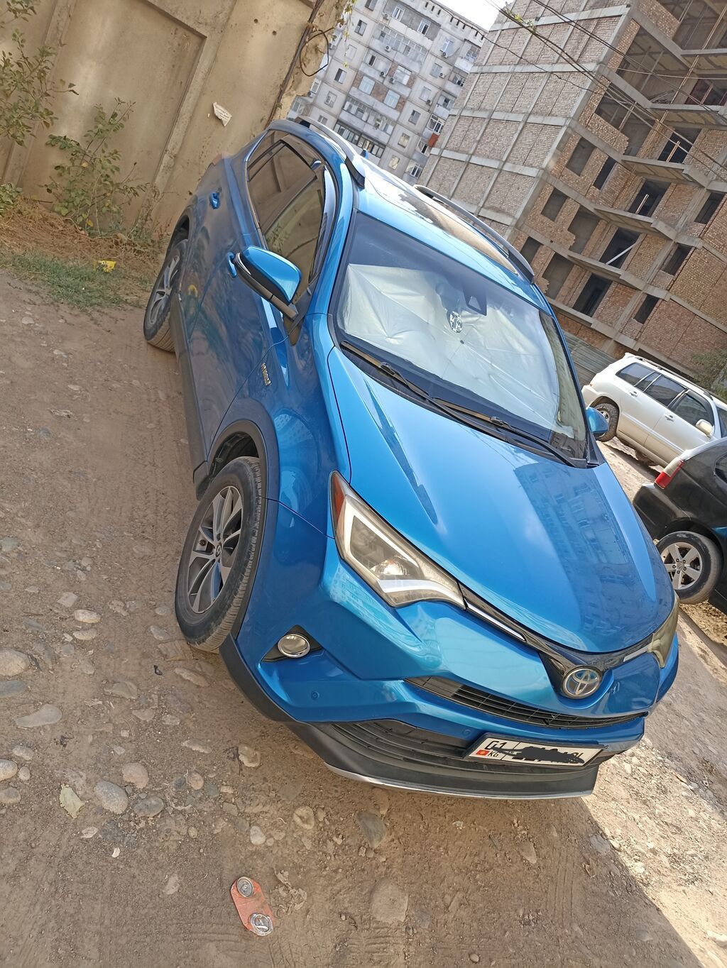 Toyota RAV4: 2018 г., 2.5 л, Автомат, Гибрид, Кроссовер: фото 2