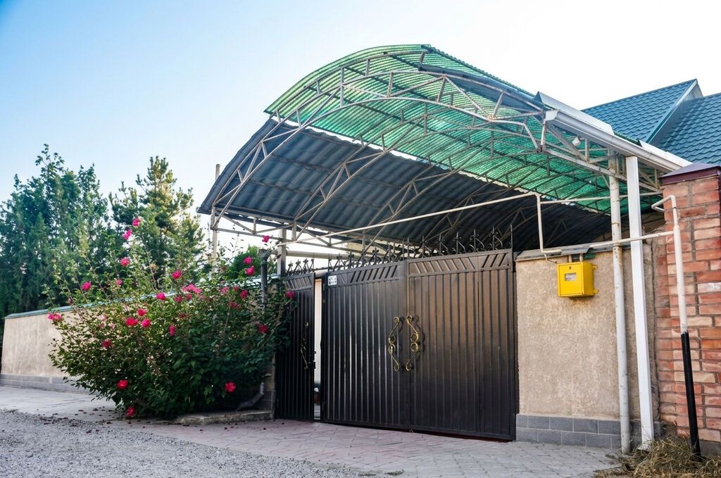 Продается особняк, 330 кв.м/ 6 соток, в районе рынка «Баят: фото 2