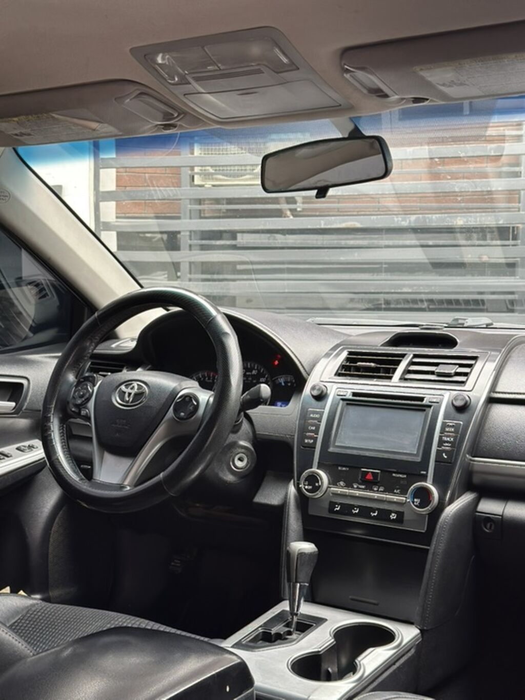 Toyota Camry: 2014 г., 2.5 л, Автомат, Бензин, Седан: фото 8
