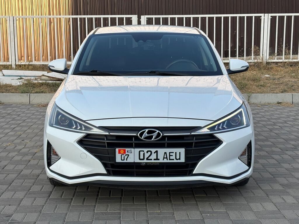 Hyundai Avante: 2020 г., 1.6 л, Автомат, Бензин, Седан: фото 1