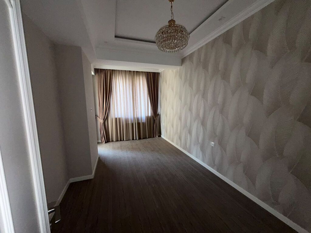 3 otaqlı, Yeni tikili, 137 kv. m
