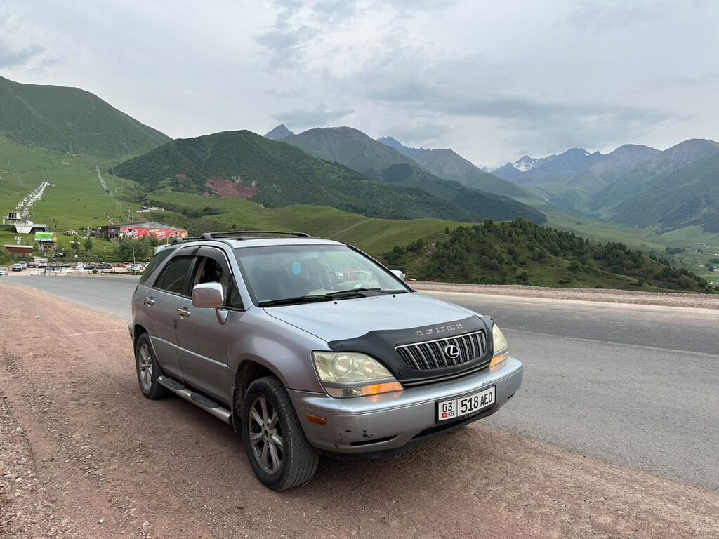 Lexus RX: 2001 г., 3 л, Автомат, Газ, Кроссовер: фото 3