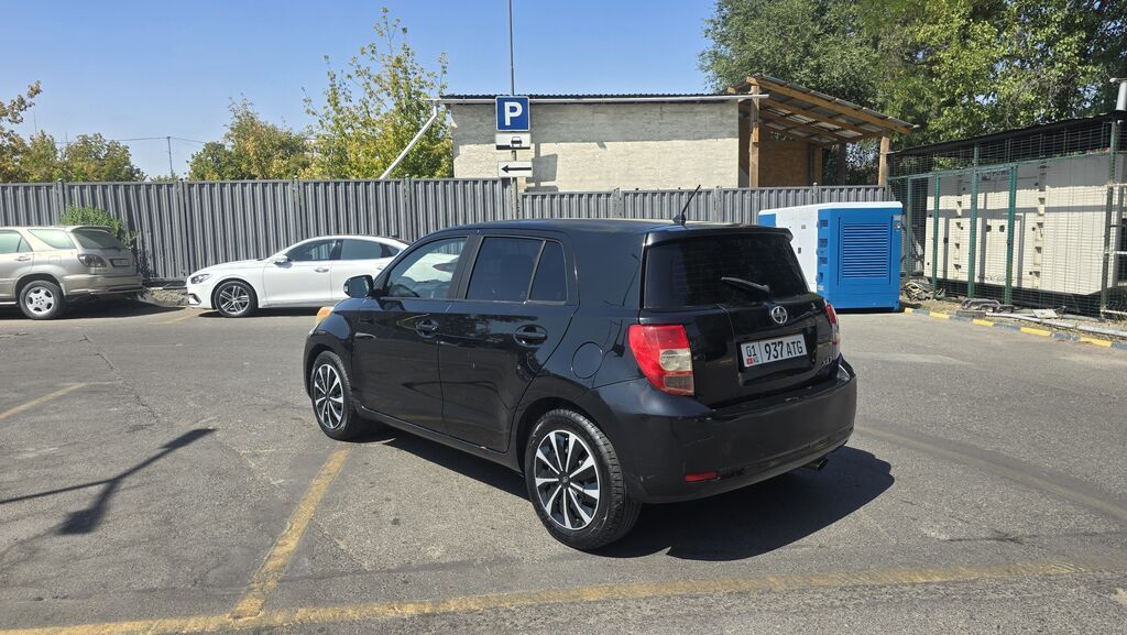 Toyota Ist: 2009 г., Хэтчбэк: фото 3