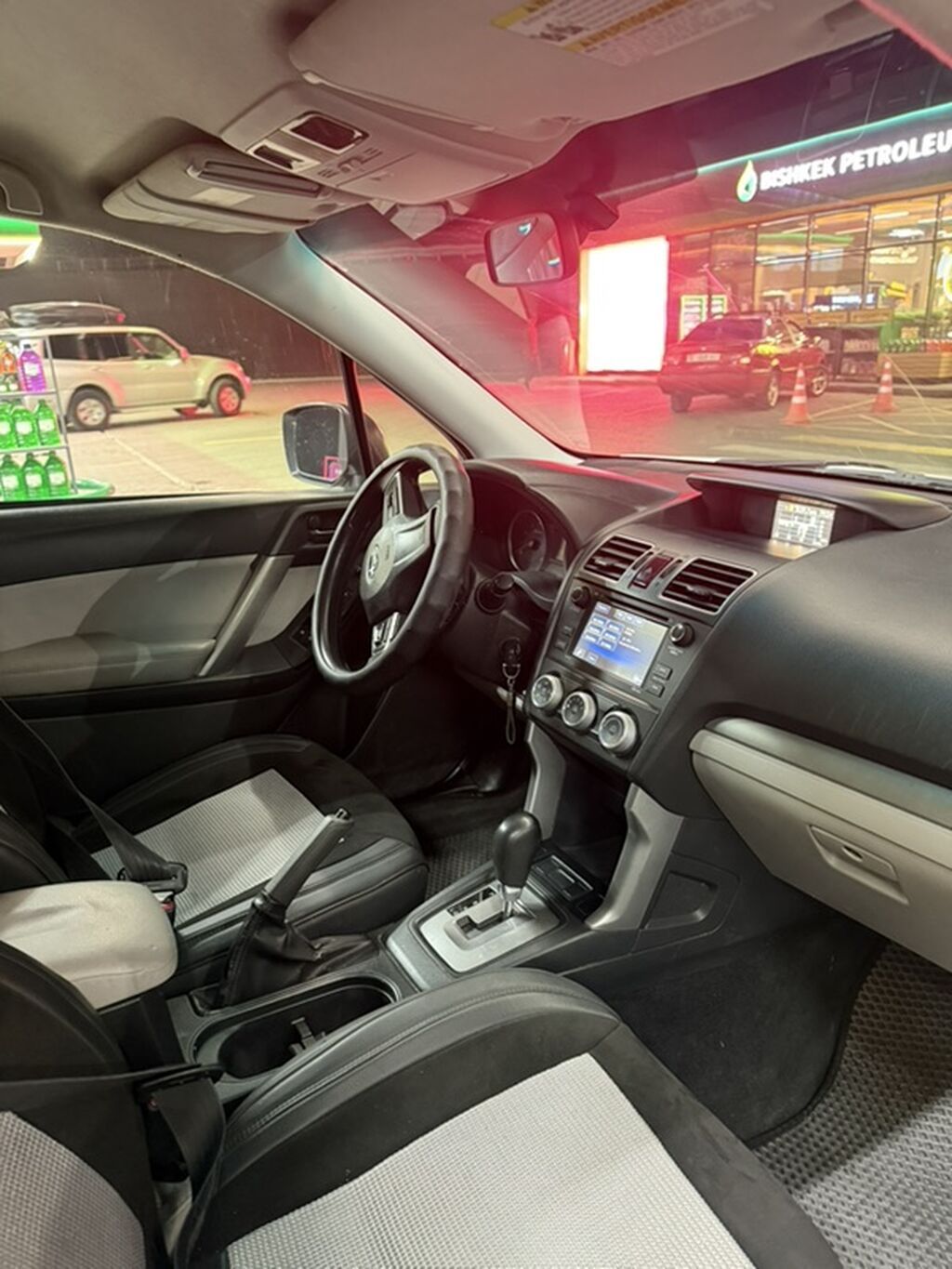 Subaru Forester: 2015 г., 2.5 л, Автомат, Бензин, Кроссовер: фото 4