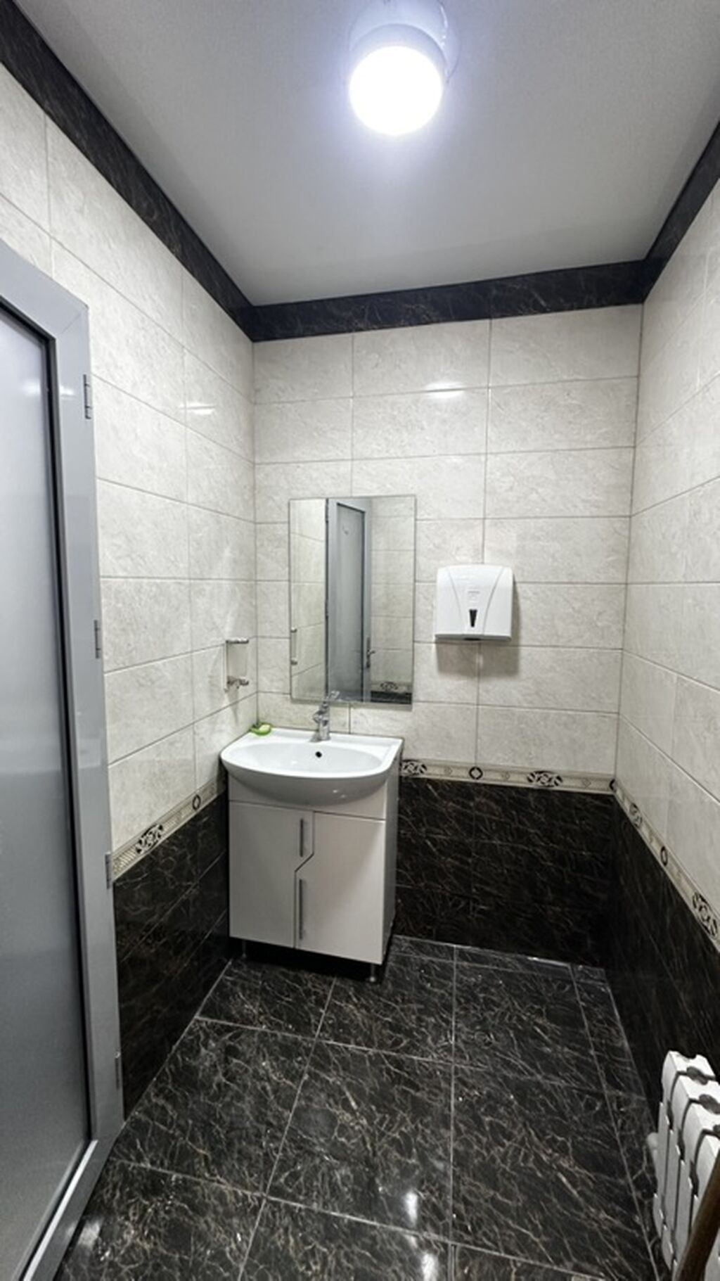 Аренда офисов, 160 м², В жилом комплексе