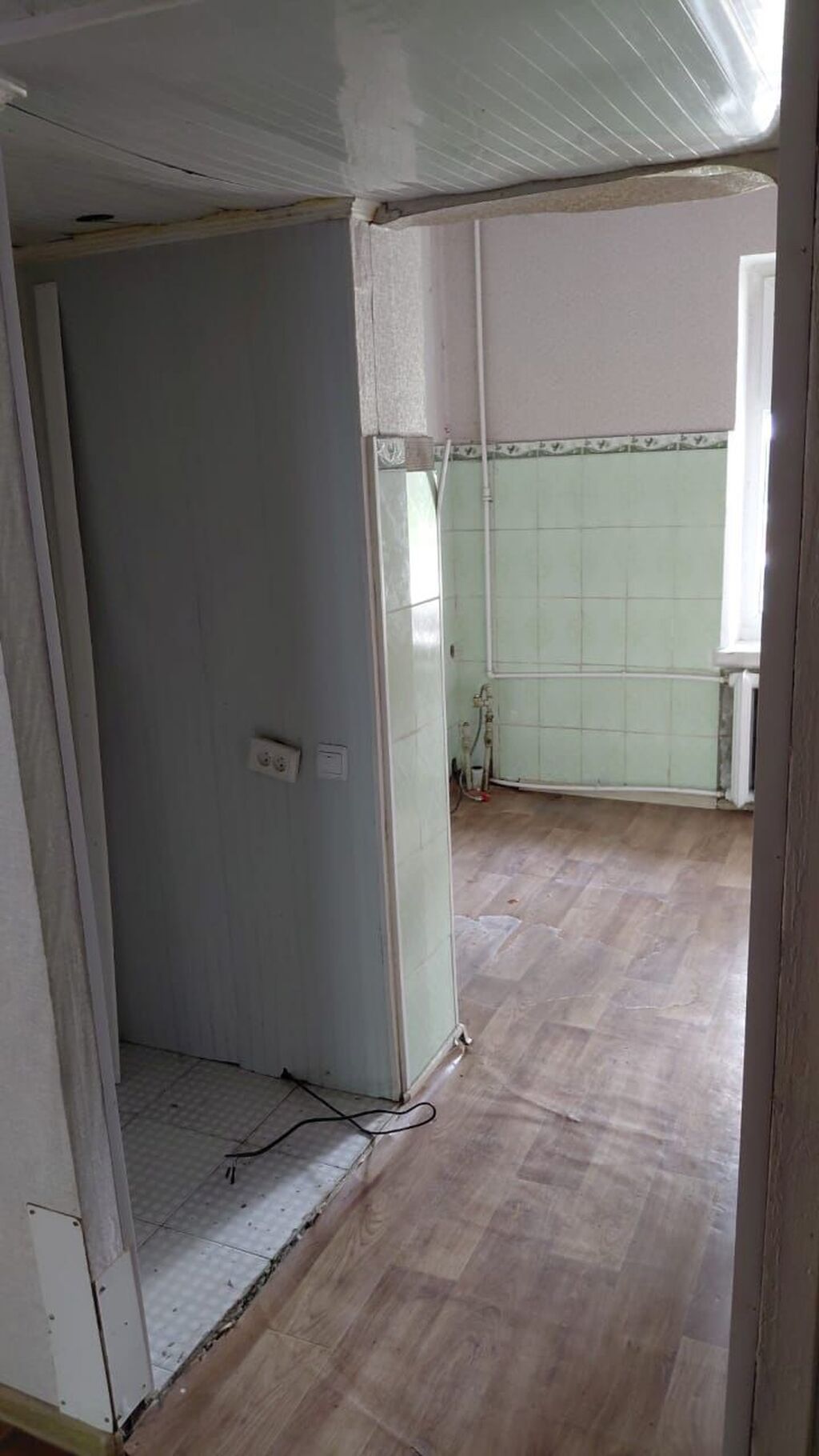 3 комнаты, 71 м², 105 серия, 1 этаж, Косметический ремонт: фото 1