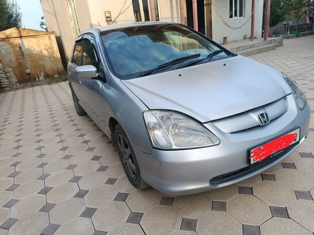 Honda Civic: 2001 г., 1.7 л, Вариатор, Хэтчбэк: фото 5
