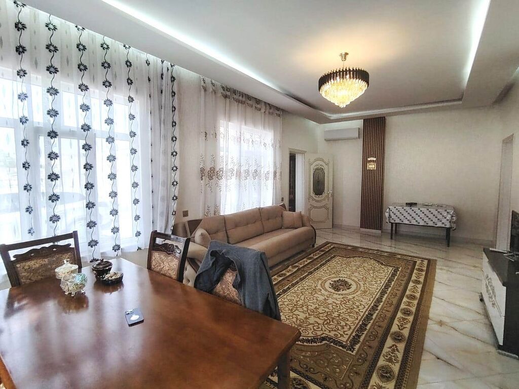 2 otaqlı, 82 kv. m, Yeni təmirli