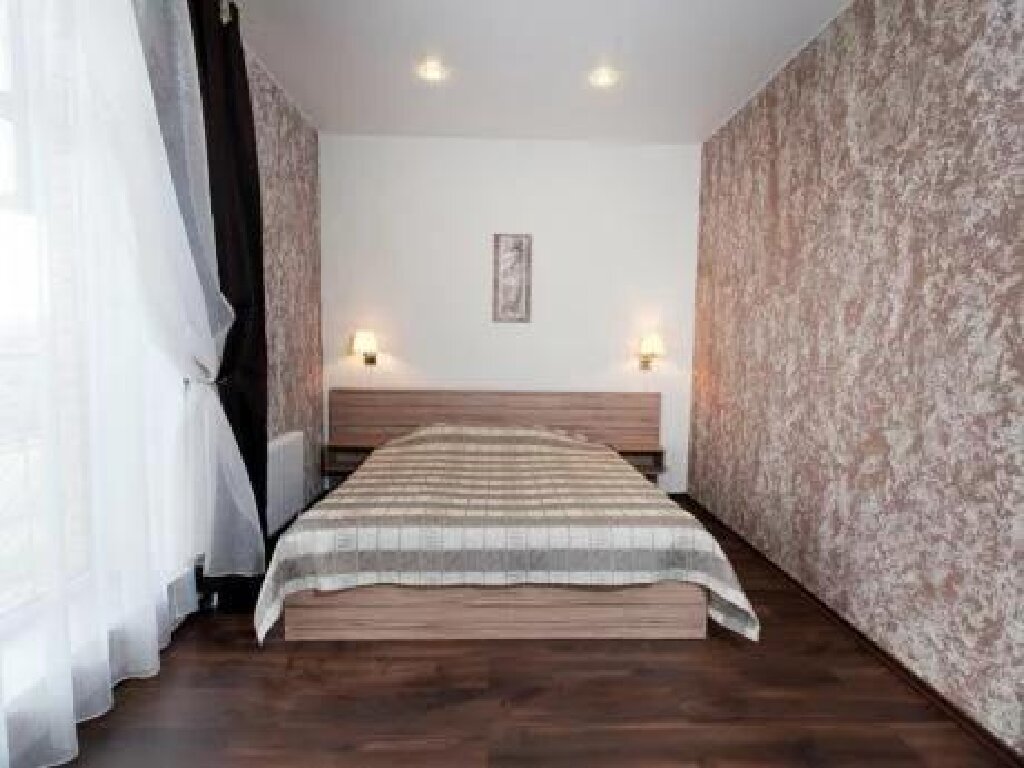 Сниму однокомнатную квартиру уралмаш. Снимать комнатная квартира уралмаш. Сниму квартира 1 эльмаш. Надо на уралмаше однокомнатная квартира. Сниму квартира 1 эльмаш.