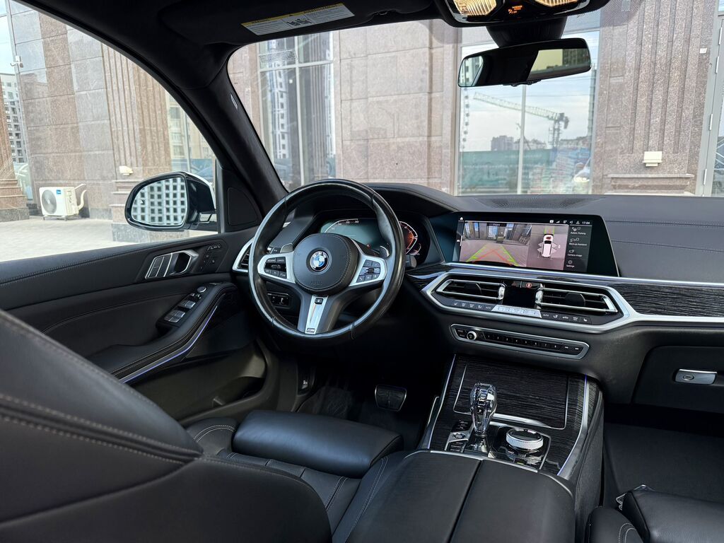 BMW X7: 2022 г., 3 л, Автомат, Бензин, Внедорожник: фото 6