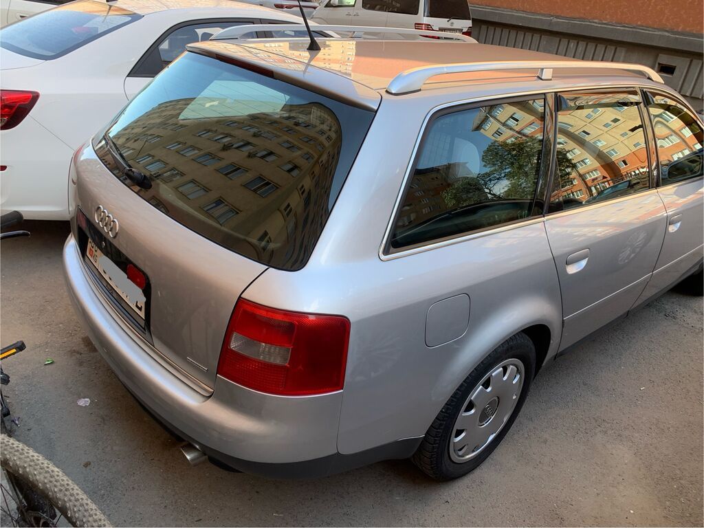 Audi A6: 2002 г., 2.4 л, Механика, Бензин, Универсал: фото 4