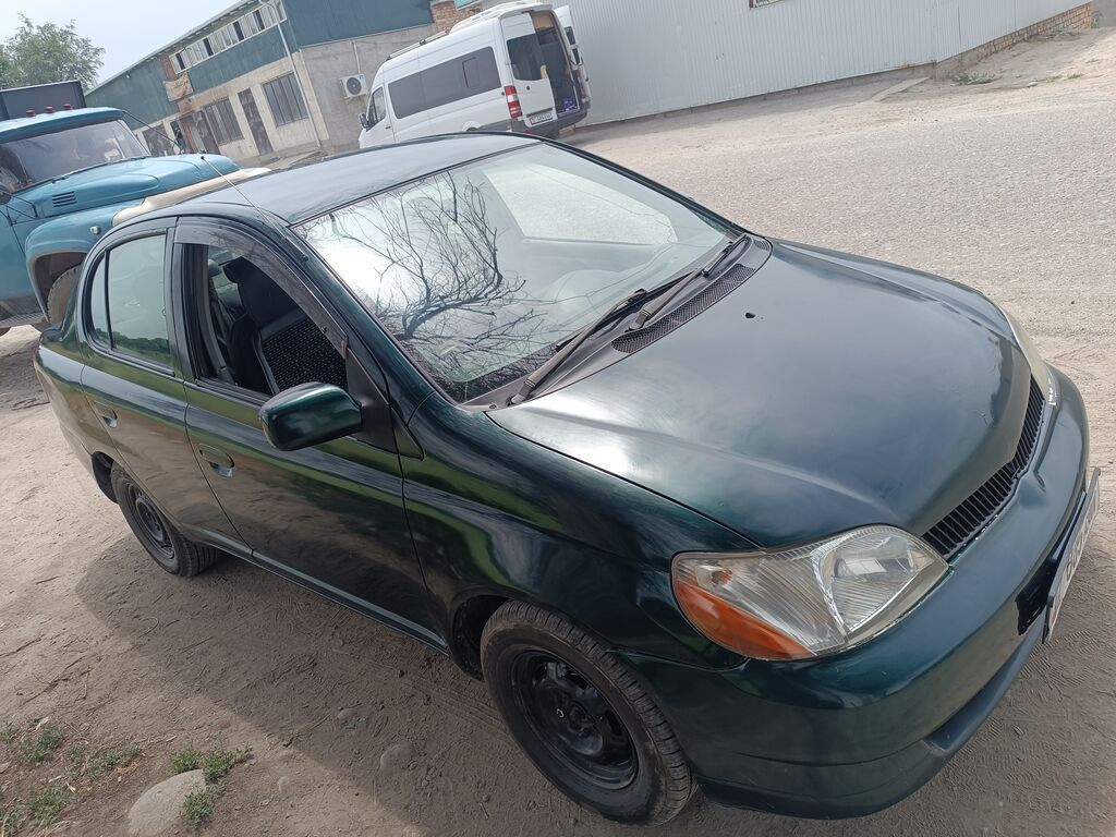 Toyota Platz