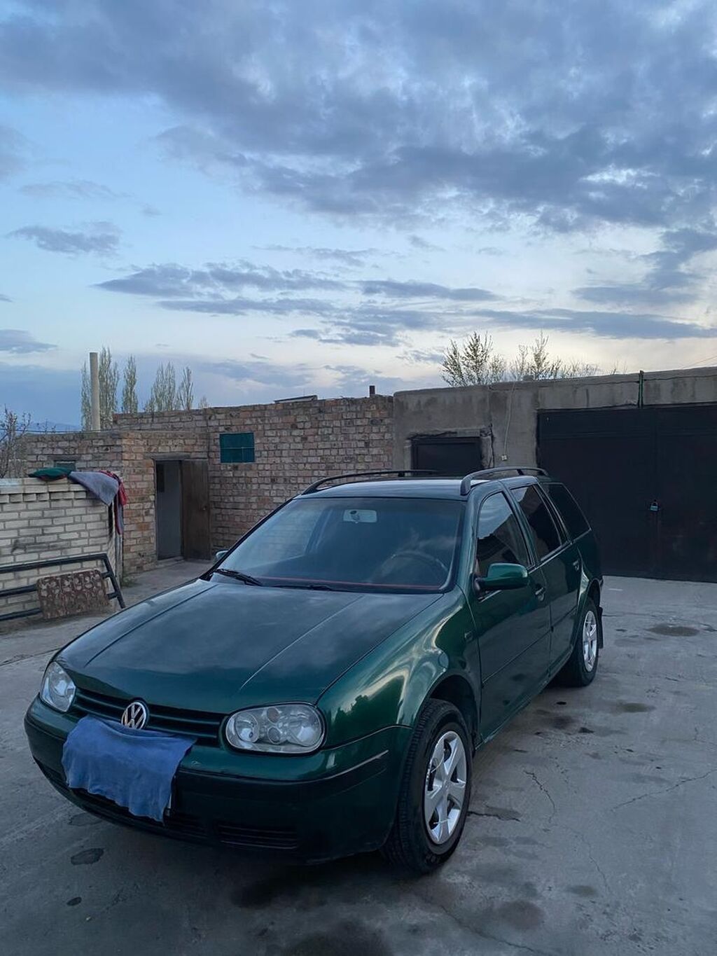 Volkswagen Golf Variant: 2002 г., 2 л, Механика, Бензин, Универсал: фото 4