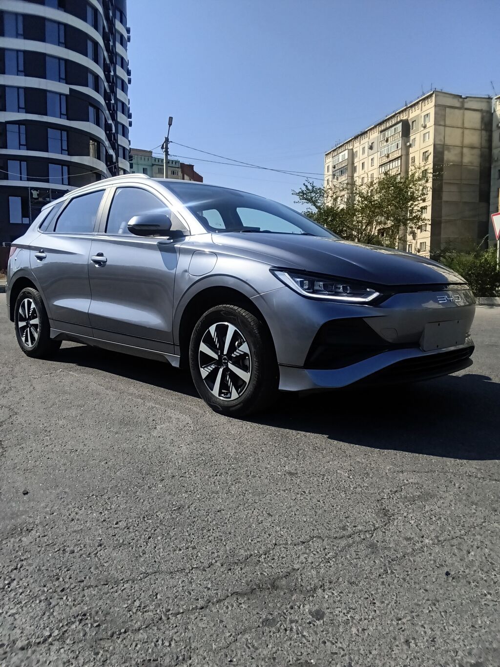 BYD E2: 2023 г., Автомат, Электромобиль, Кроссовер: фото 4