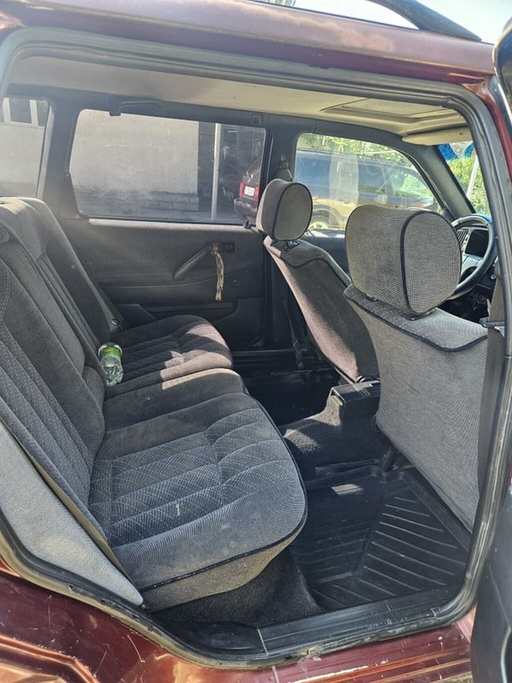 Volkswagen Passat Variant: 1991 г., 1.8 л, Механика, Газ, Универсал: фото 4