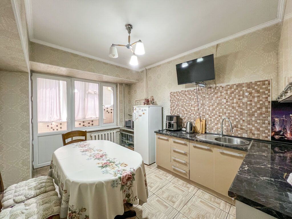2 комнаты, 86 м², 1000 мелочей Индивидуалка, 5 этаж: фото 3